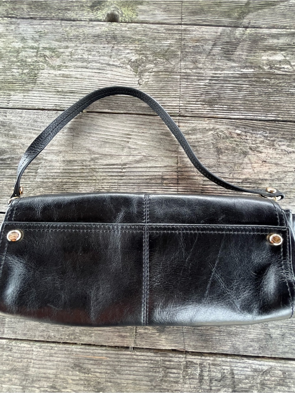 VINTAGE JUICEY COUTURE Black Leather Shoulder Bag with Gold Chain Accent - Picture 5 of 8